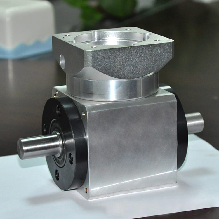 two output shaft gearbox